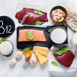 Beneficios de la vitamina B12 7 GrupoFarma Ecuador Novedades Vitamina B12 320x320 1-grupofarmadelecuador